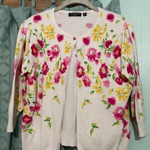 Flowered cottagecore white button sweater
